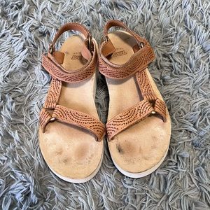 WOMENS TEVA SANDALS